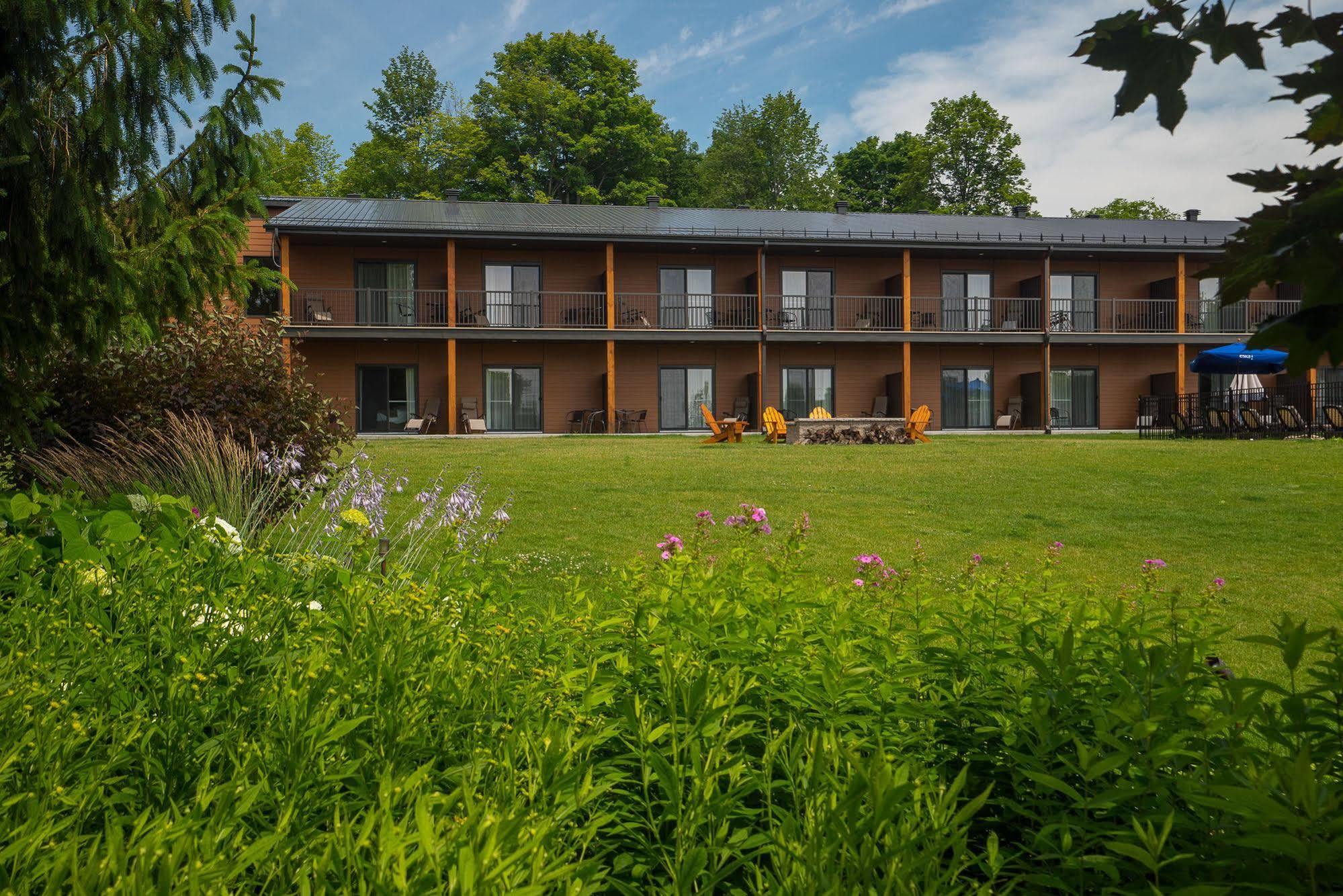 Auberge Des Gallant Rigaud Exteriér fotografie
