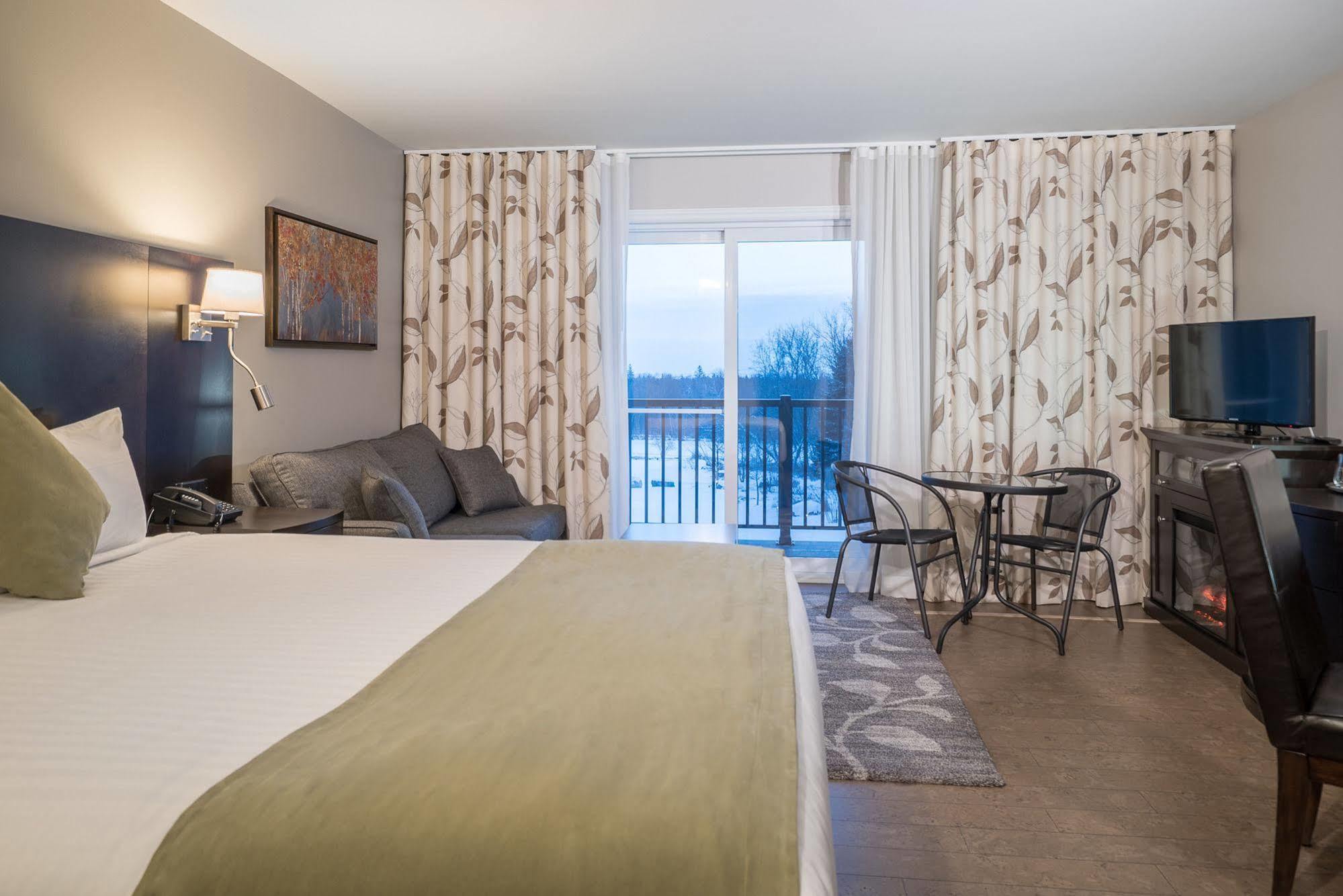 Auberge Des Gallant Rigaud Exteriér fotografie